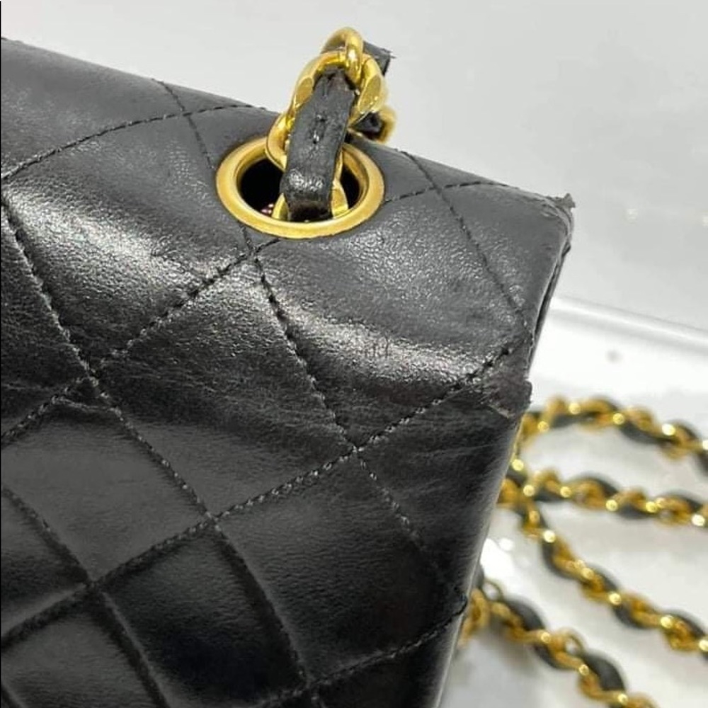 Authentic Chanel - Picture 12 of 16